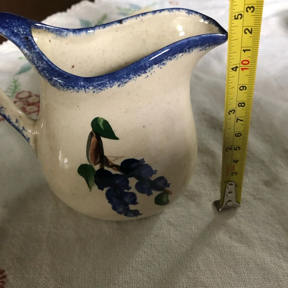 Vintage Small Handpainted Ceramic Pitcher. Blueberries on Cream Background. 5